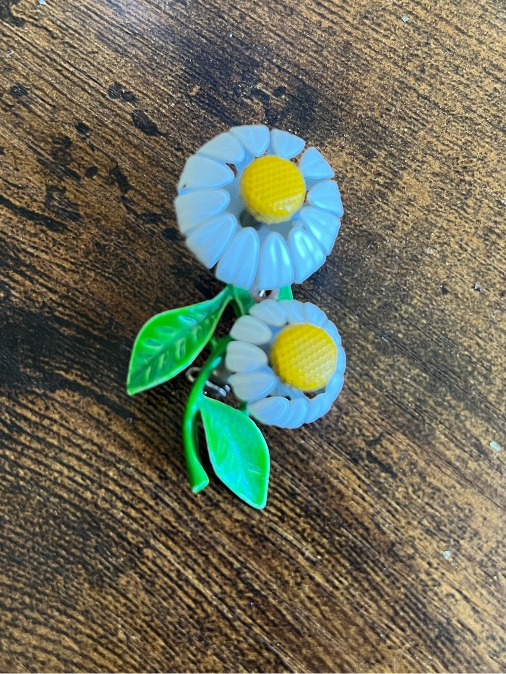 Vintage Daisy Brooch